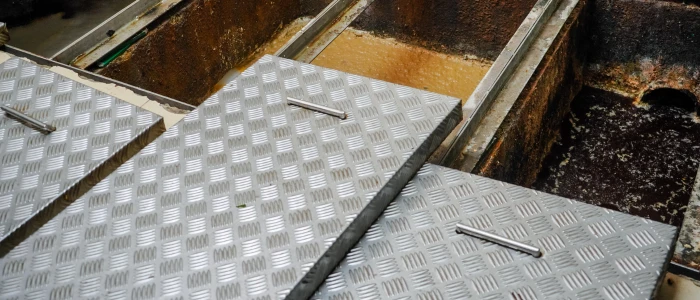manual grease trap example at a restaurant